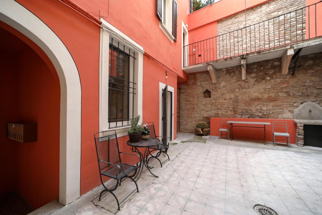 Apartamento Brescia Musei Exterior foto